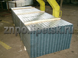 Пачка оцинкованных гнутых профилей KNAUF